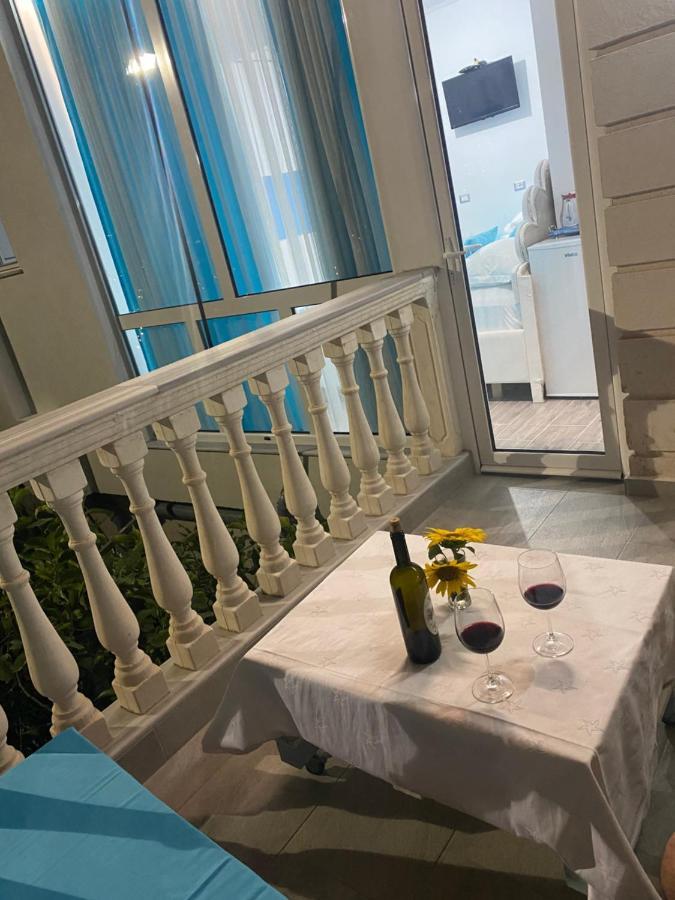 Vila Sinani ساراندا المظهر الخارجي الصورة
