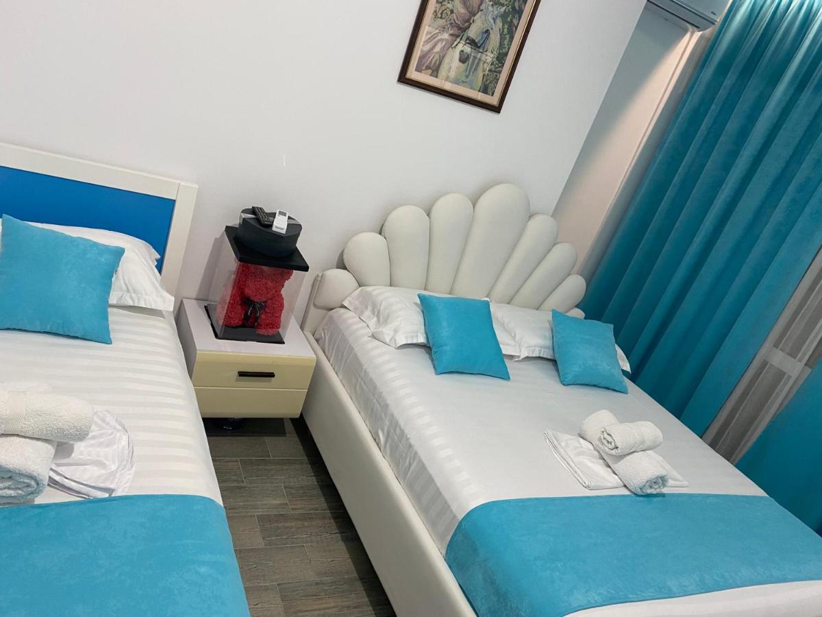 Vila Sinani ساراندا المظهر الخارجي الصورة