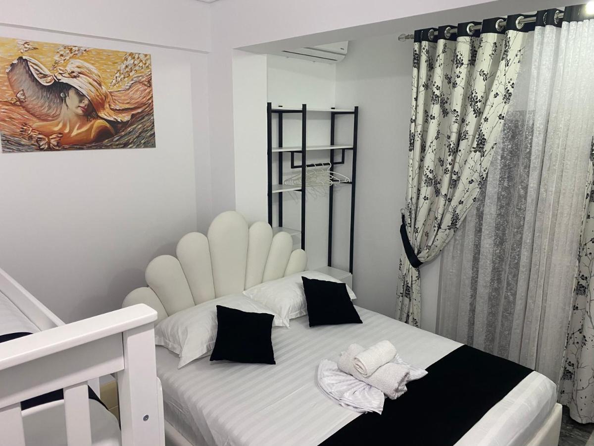 Vila Sinani ساراندا المظهر الخارجي الصورة